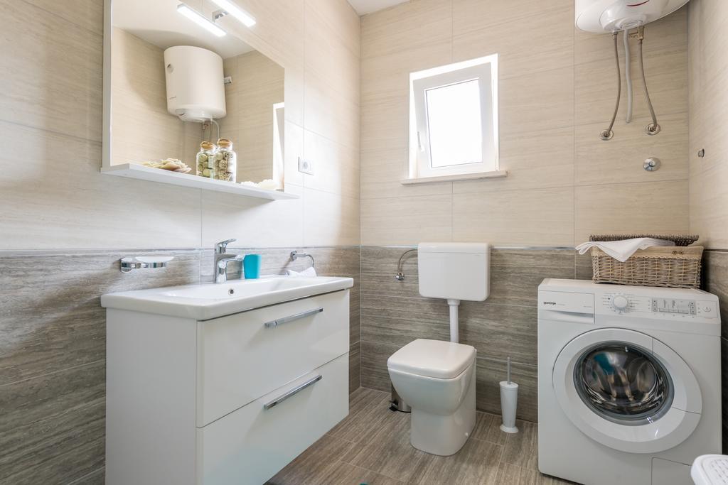 Apartments Windrose ツァヴタット エクステリア 写真
